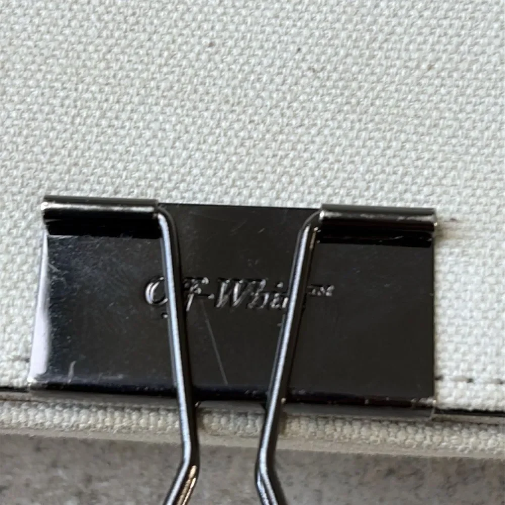 Off-White Virgil Abolh Sculpture canvas